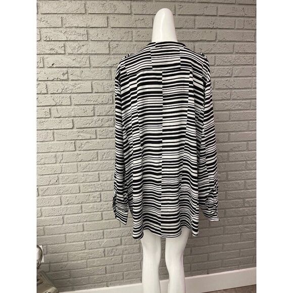 Calvin Klein Women Black /White V Neck Striped Roll Tab Tunic Blouse Size 1X - Picture 4 of 9